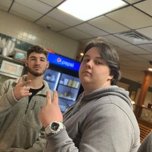 Meet your Posher, Jackson